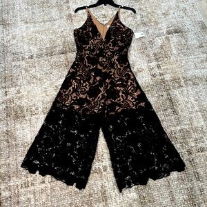 NWT Dress the Population black lace midi romper/nude underlay. Sexy AF. Size M.